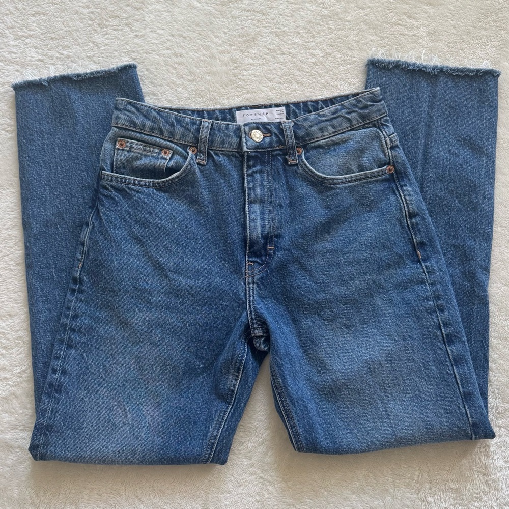 Top Shop Straight Straight 10” Rise Cropped Jeans With Raw Hem Size 26 Like New